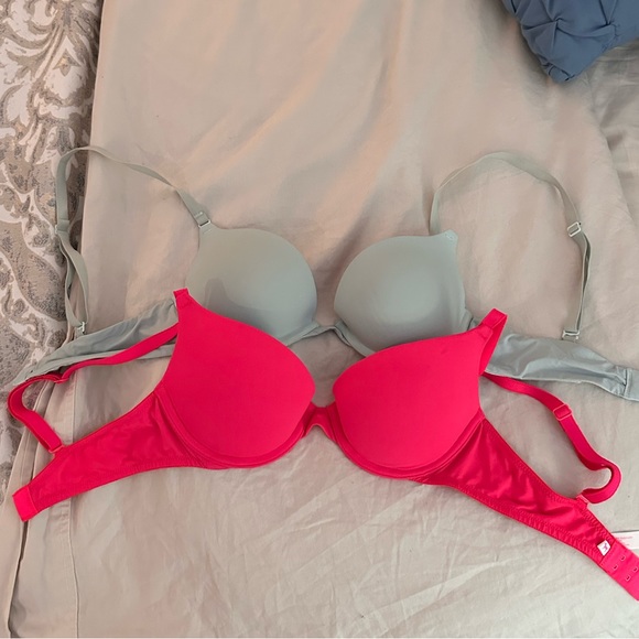 Victorias Secret/Pink Bras - Picture 1 of 2
